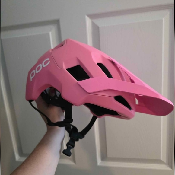 POC Pink Cycling MTB biking Helmet - Picture 1 of 3